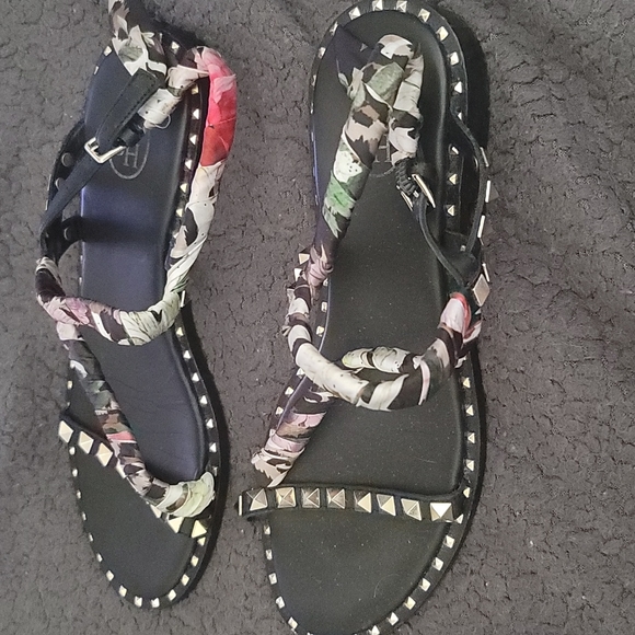 Ash Sandles Size 38 leather sole - Picture 2 of 3